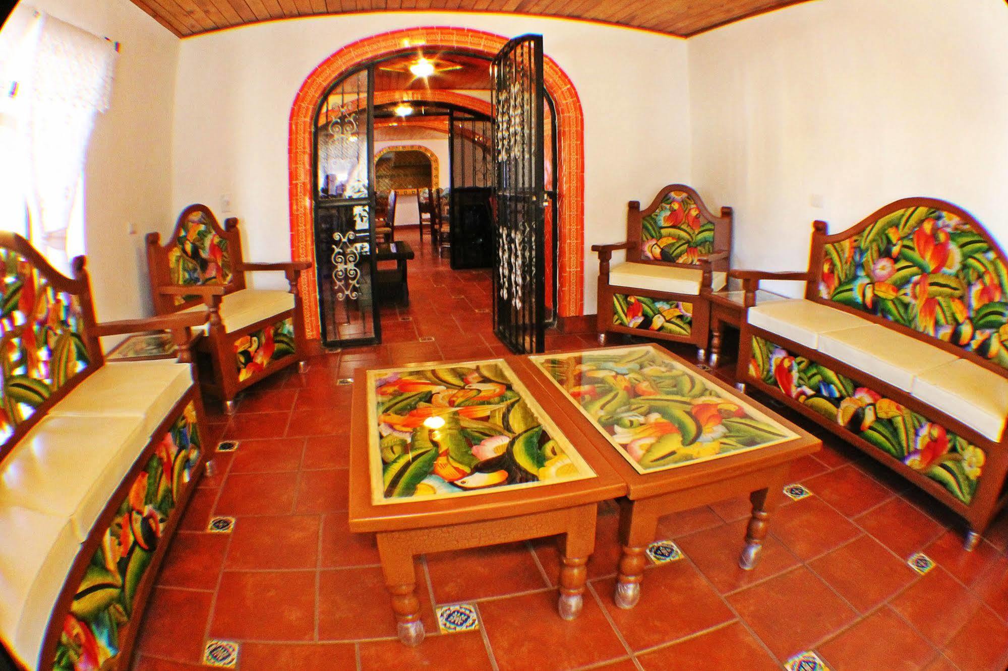 Casa Margarita'S Hotel Creel Exterior photo