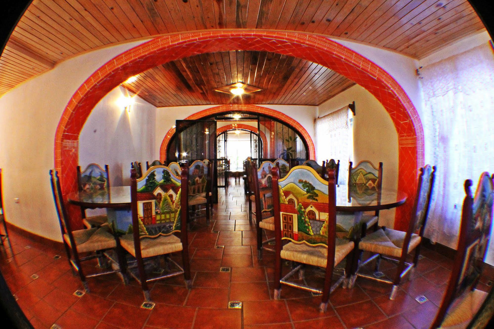 Casa Margarita'S Hotel Creel Exterior photo